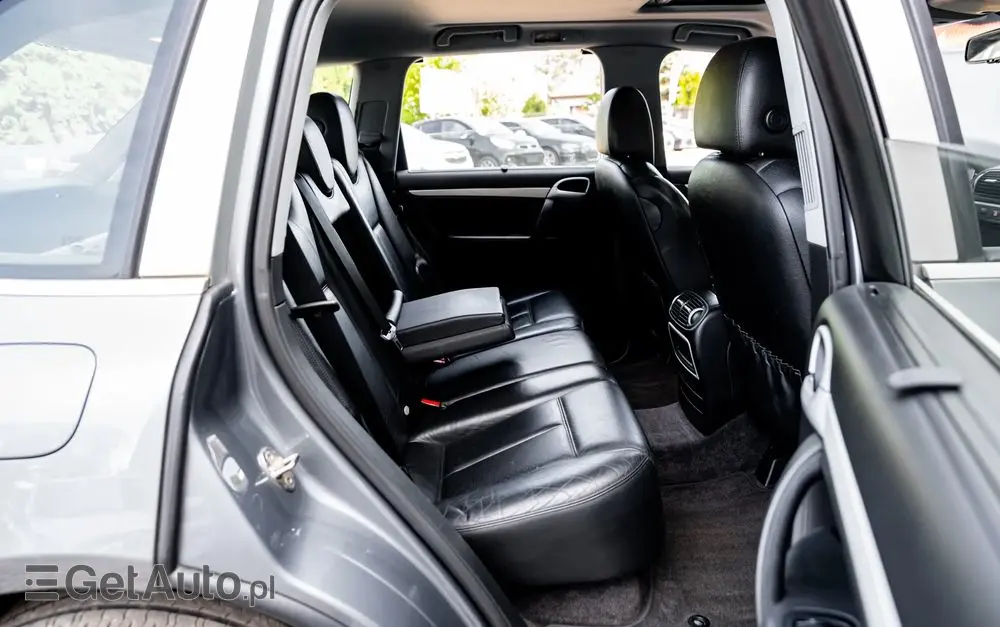 PORSCHE Cayenne S Tiptronic