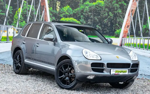 PORSCHE Cayenne S Tiptronic