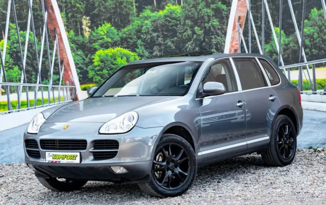 PORSCHE Cayenne S Tiptronic