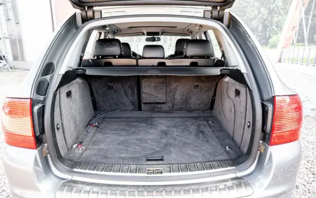 PORSCHE Cayenne S Tiptronic