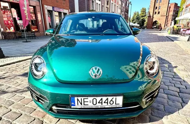 VOLKSWAGEN Beetle 