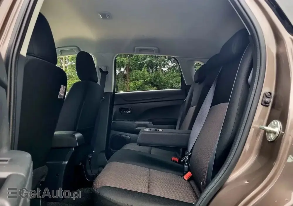 MITSUBISHI ASX 1.6 Invite