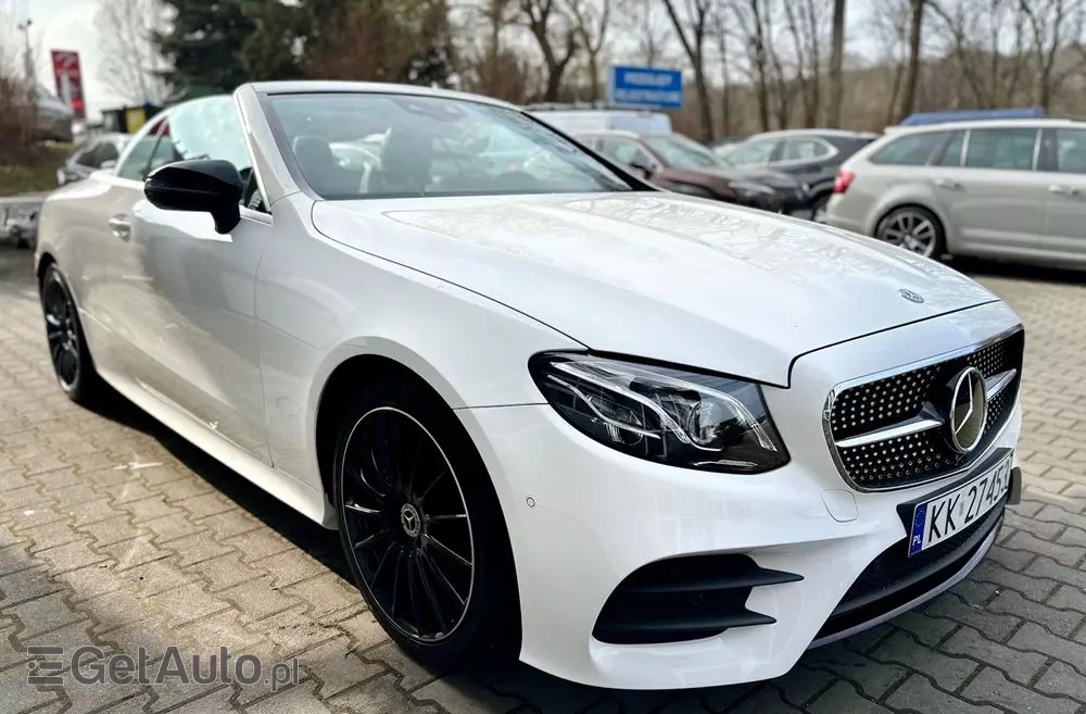 MERCEDES-BENZ Klasa E 200 Cabrio 9G-TRONIC AMG Line