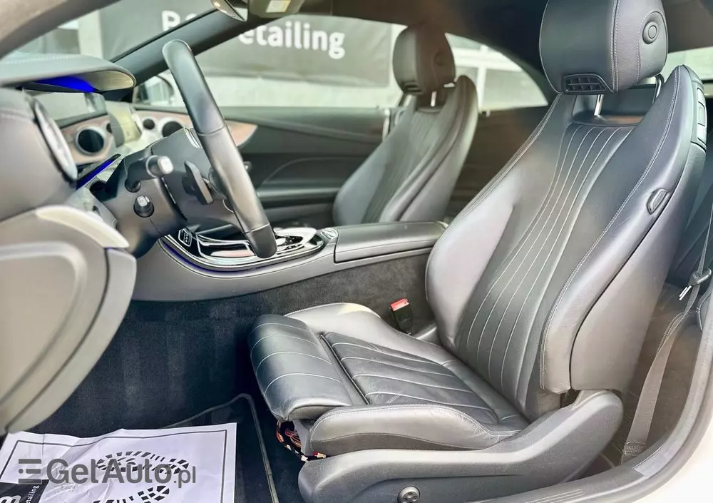 MERCEDES-BENZ Klasa E 200 Cabrio 9G-TRONIC AMG Line