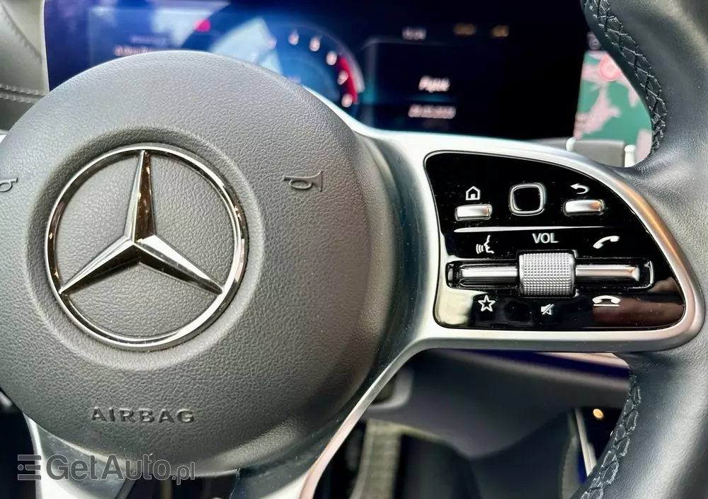 MERCEDES-BENZ Klasa E 200 Cabrio 9G-TRONIC AMG Line