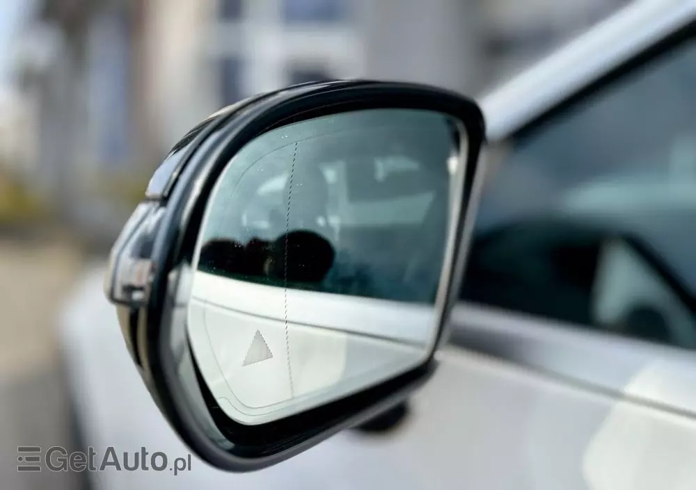 MERCEDES-BENZ Klasa E 200 Cabrio 9G-TRONIC AMG Line