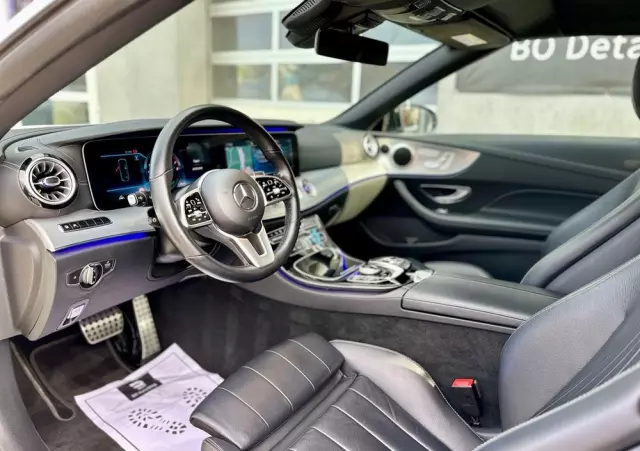 MERCEDES-BENZ Klasa E 200 Cabrio 9G-TRONIC AMG Line