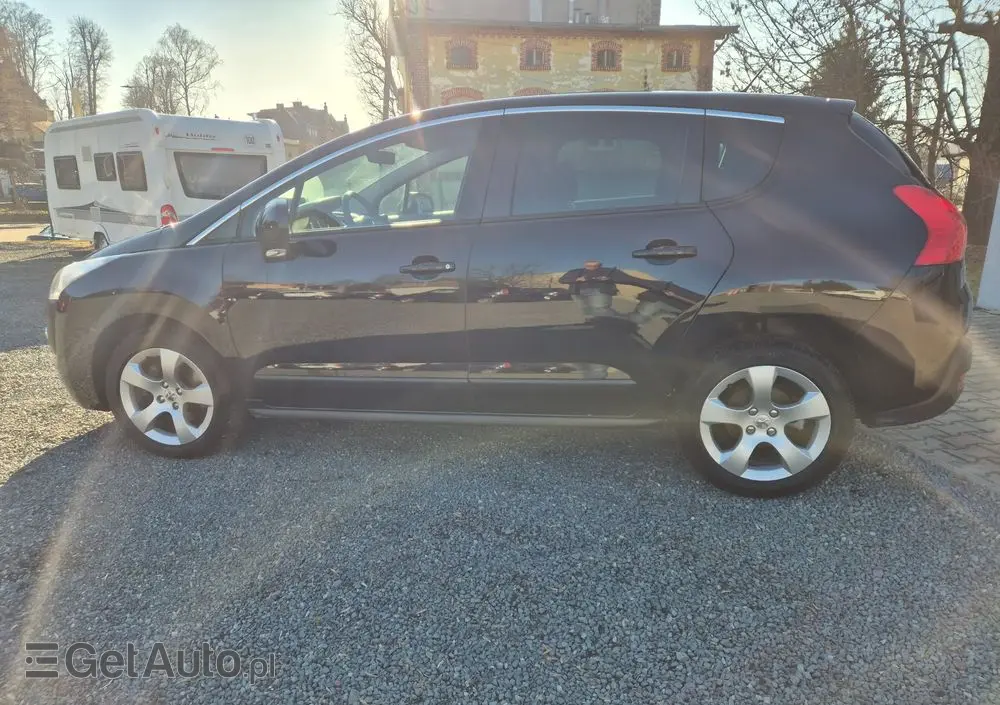 PEUGEOT 3008 1.6 Allure