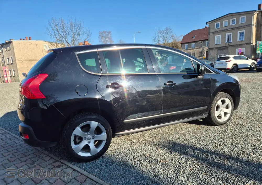 PEUGEOT 3008 1.6 Allure