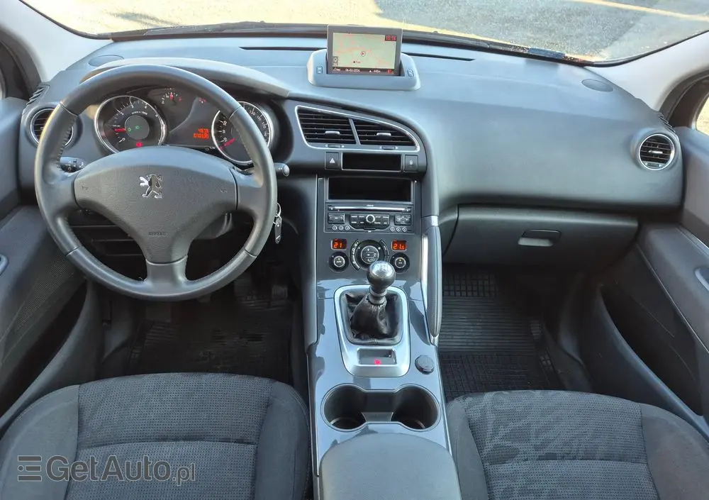 PEUGEOT 3008 1.6 Allure