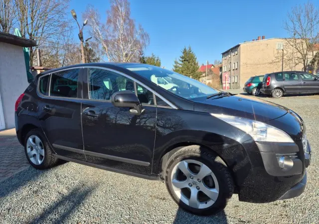 PEUGEOT 3008 1.6 Allure