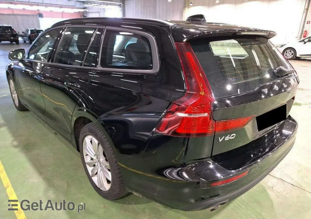VOLVO V60 B4 D Geartronic Momentum Pro