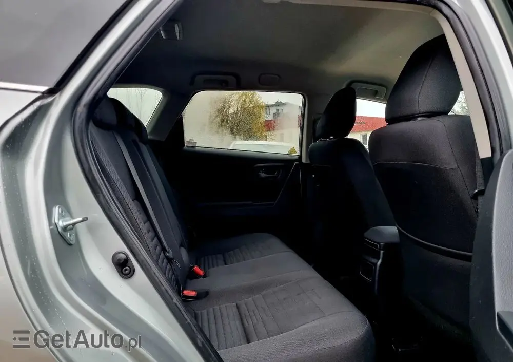 TOYOTA Auris Hybrid 135 Comfort