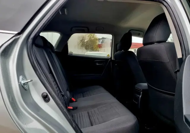 TOYOTA Auris Hybrid 135 Comfort