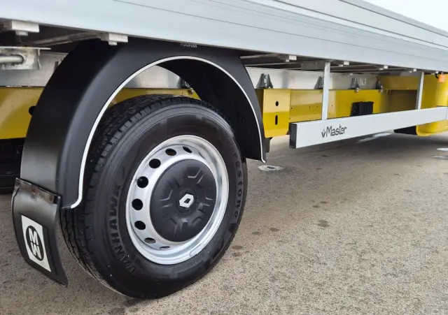 RENAULT MASTER 2.3 DCI 146KM KONTENER 8EP SALON PL I-WŁAŚCICIEL LIFT LED KLIMA ELEKTRYKA 2020R 