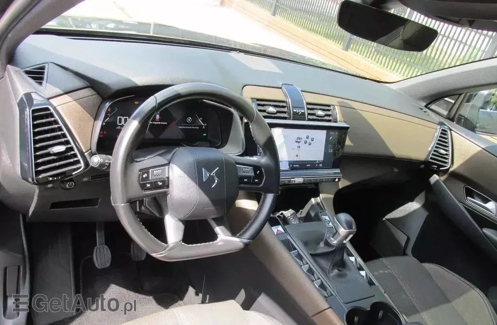 DS Ds7 Crossback 