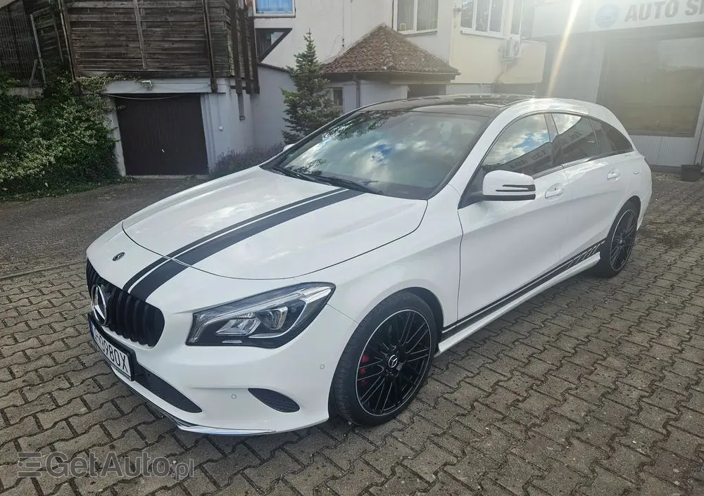 MERCEDES-BENZ CLA 200 UrbanStyle Edition