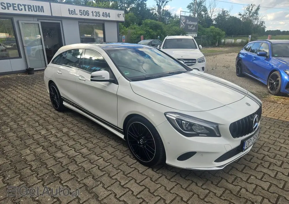 MERCEDES-BENZ CLA 200 UrbanStyle Edition