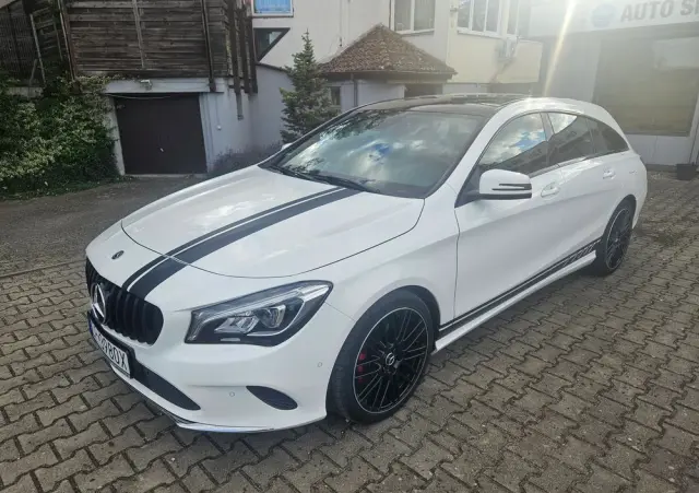 MERCEDES-BENZ CLA 200 UrbanStyle Edition