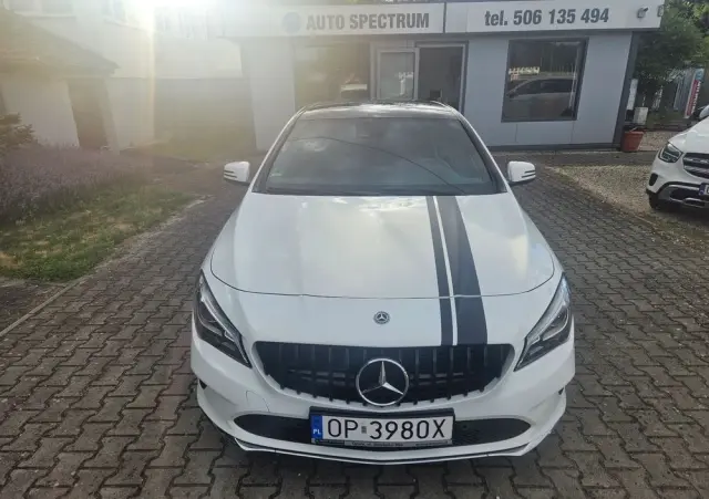 MERCEDES-BENZ CLA 200 UrbanStyle Edition