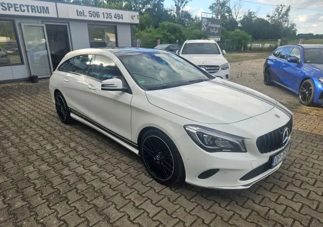 MERCEDES-BENZ CLA 200 UrbanStyle Edition