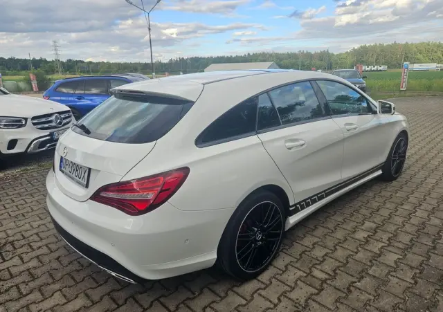 MERCEDES-BENZ CLA 200 UrbanStyle Edition