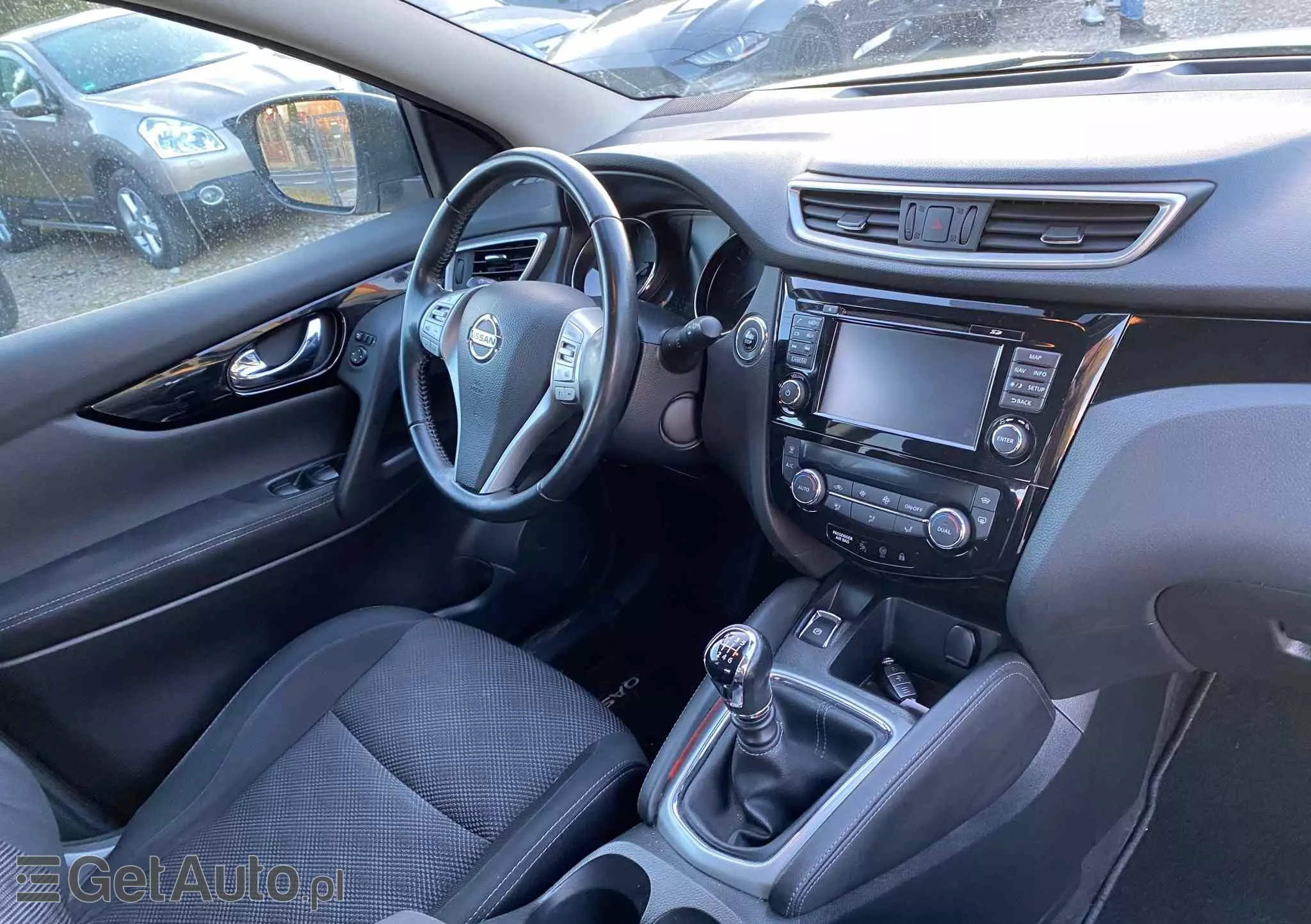 NISSAN Qashqai 1.6 DIG-T N-Connecta