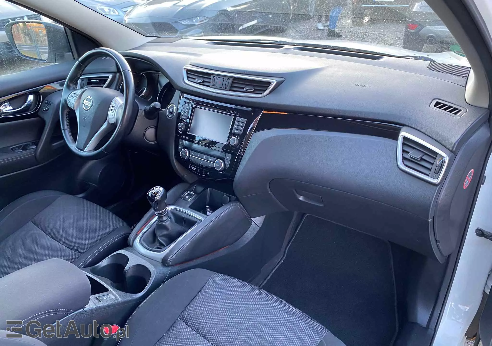 NISSAN Qashqai 1.6 DIG-T N-Connecta