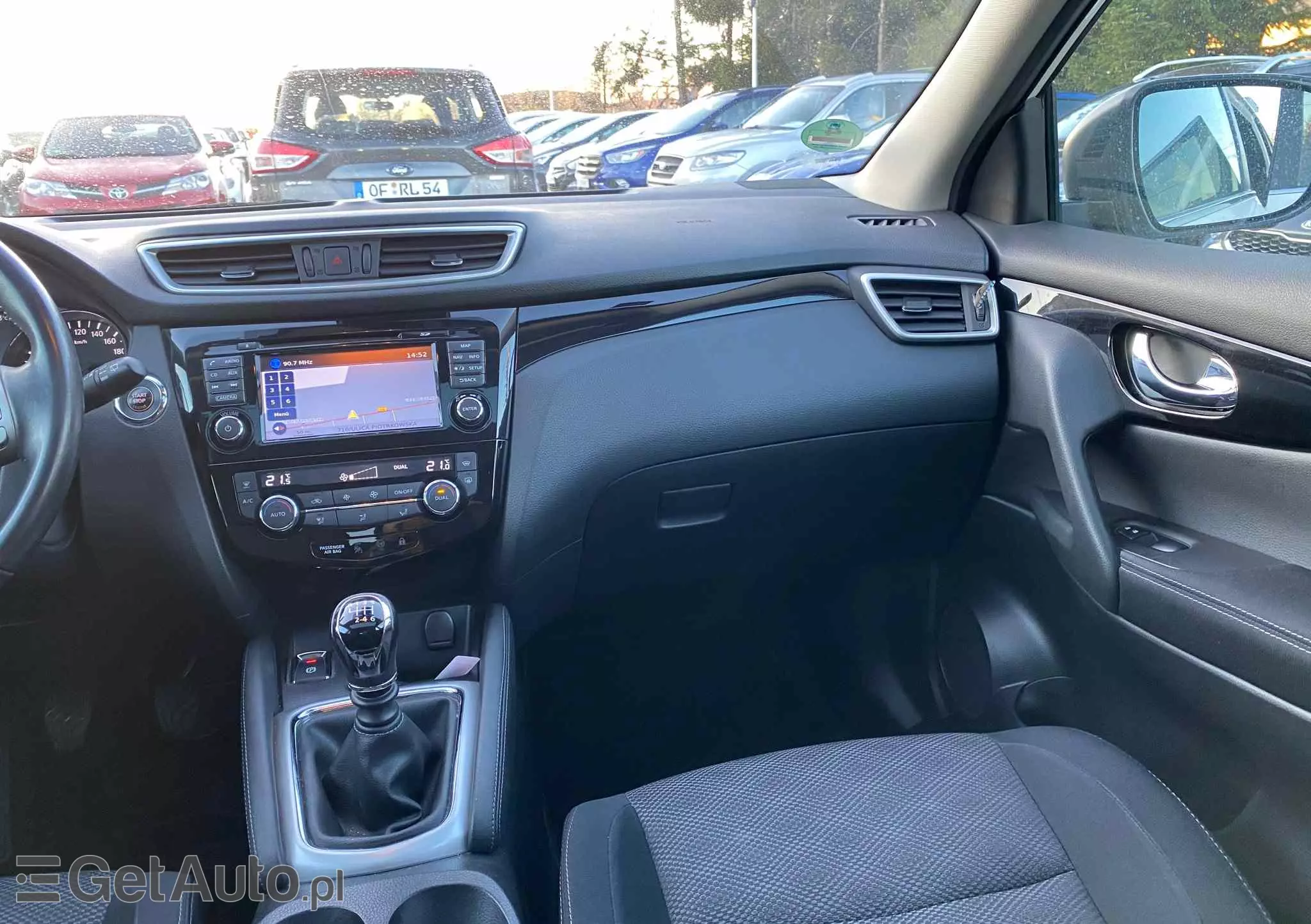 NISSAN Qashqai 1.6 DIG-T N-Connecta