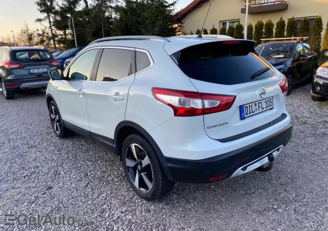 NISSAN Qashqai 1.6 DIG-T N-Connecta