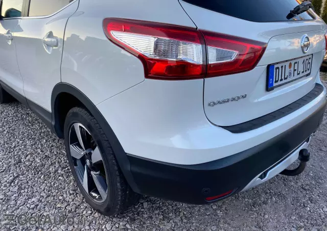 NISSAN Qashqai 1.6 DIG-T N-Connecta