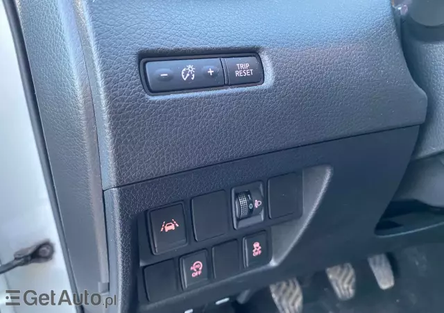 NISSAN Qashqai 1.6 DIG-T N-Connecta