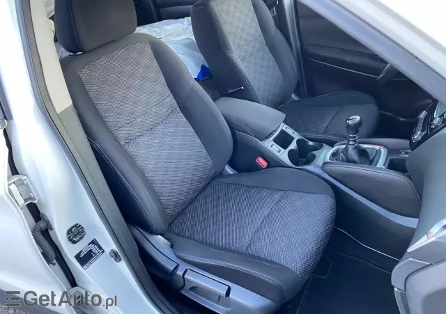 NISSAN Qashqai 1.6 DIG-T N-Connecta