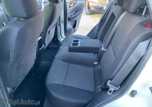 NISSAN Qashqai 1.6 DIG-T N-Connecta