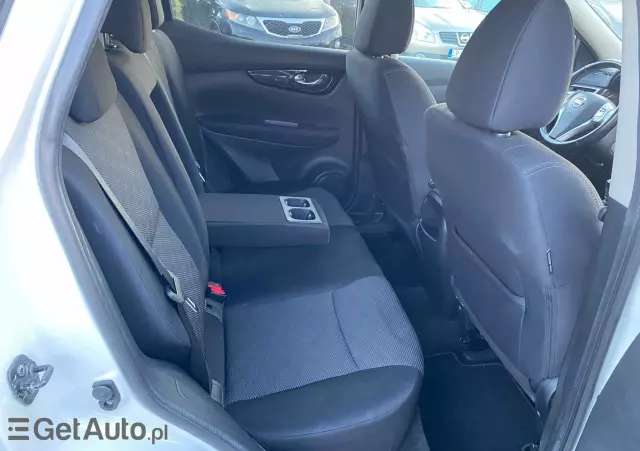 NISSAN Qashqai 1.6 DIG-T N-Connecta