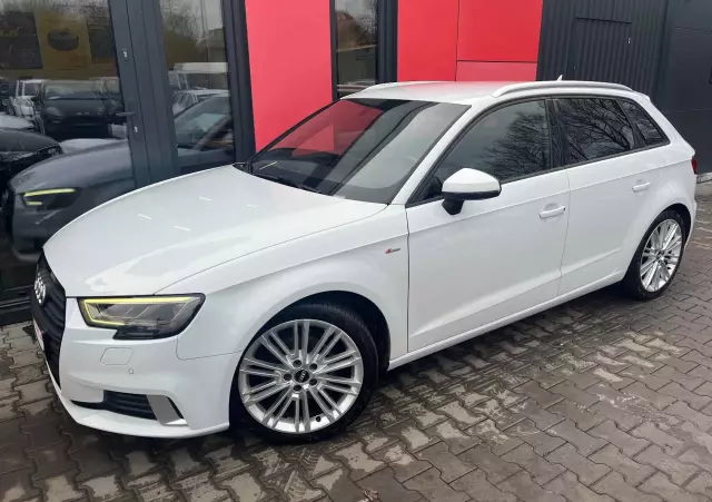 AUDI A3 1.6 TDI Sportback (clean diesel) S line Sportpaket