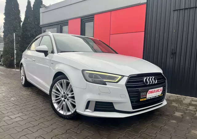 AUDI A3 1.6 TDI Sportback (clean diesel) S line Sportpaket