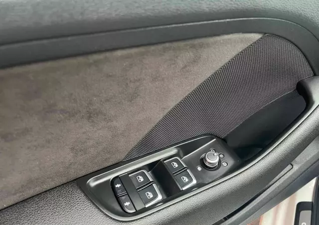 AUDI A3 1.6 TDI Sportback (clean diesel) S line Sportpaket