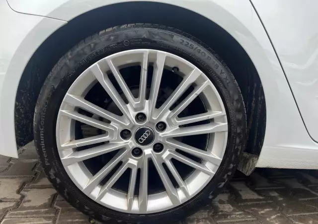 AUDI A3 1.6 TDI Sportback (clean diesel) S line Sportpaket