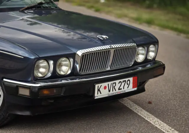 JAGUAR Daimler 