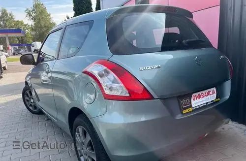 SUZUKI Swift 