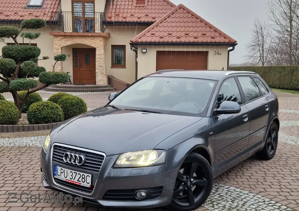 AUDI A3 Sportback 1.4 TFSI S line Sportpaket