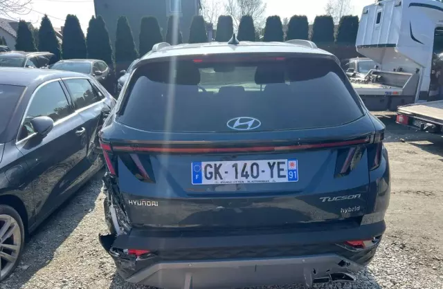 HYUNDAI Tucson 