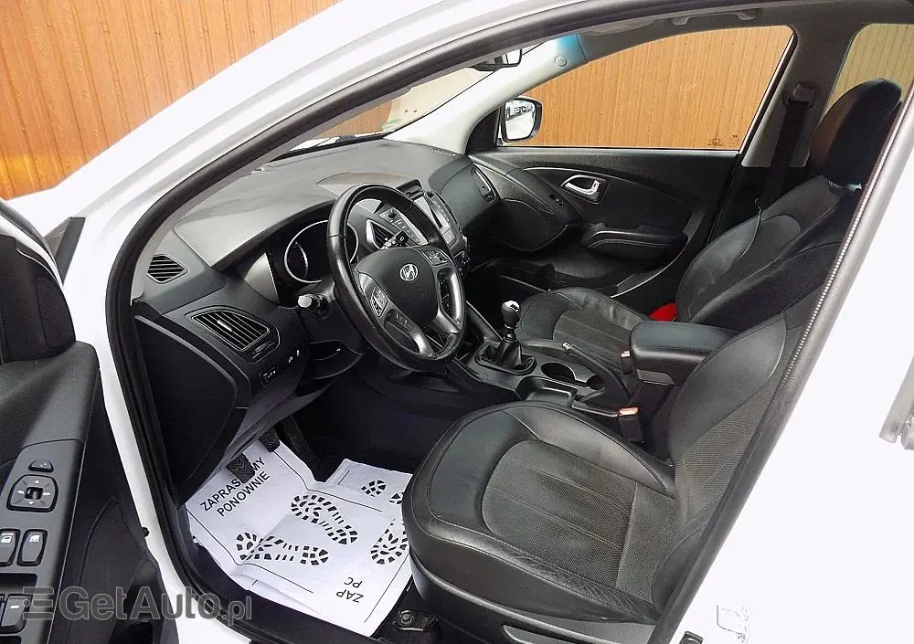 HYUNDAI Ix35 Blue 1.6 2WD Finale Gold