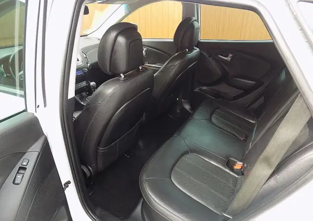 HYUNDAI Ix35 Blue 1.6 2WD Finale Gold