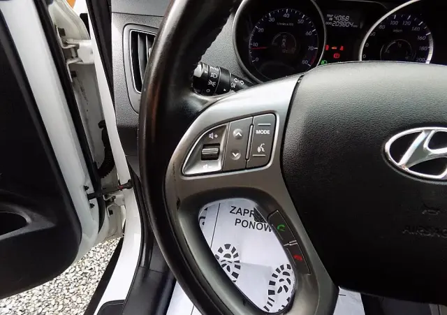 HYUNDAI Ix35 Blue 1.6 2WD Finale Gold