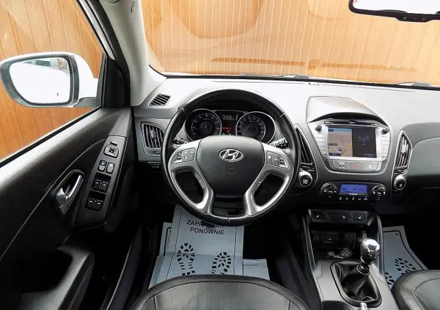 HYUNDAI Ix35 Blue 1.6 2WD Finale Gold