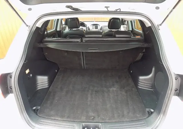 HYUNDAI Ix35 Blue 1.6 2WD Finale Gold