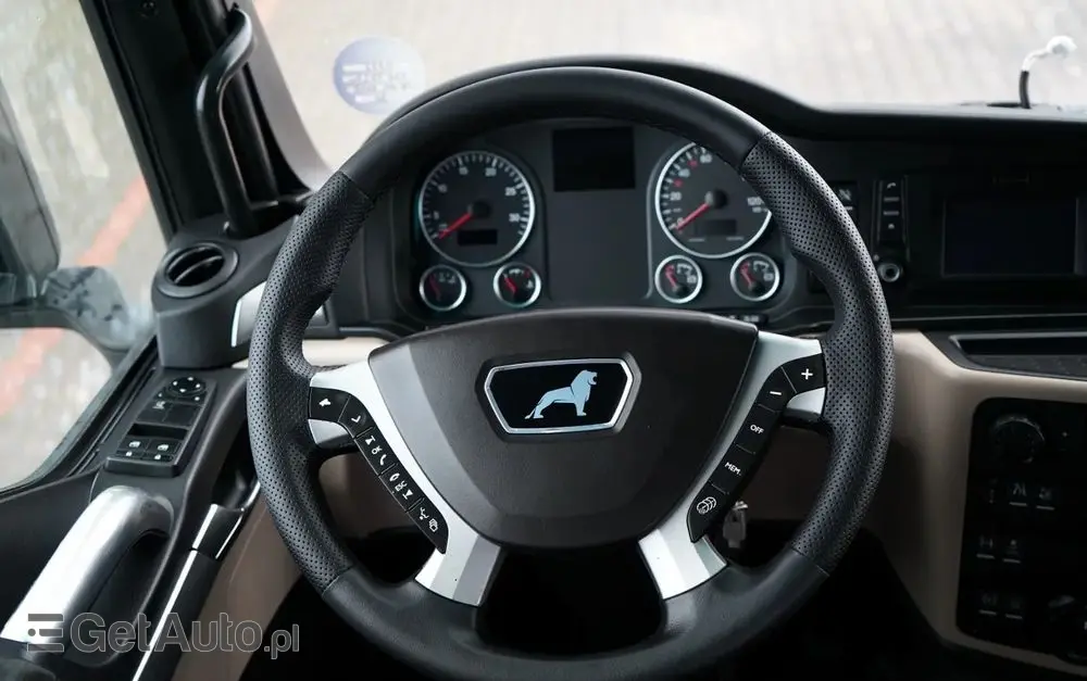 MAN TGX 18.470 / LOW DECK / MEGA / REGULOWANE SIODŁO / 2020 ROK / NA 