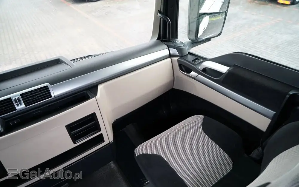 MAN TGX 18.470 / LOW DECK / MEGA / REGULOWANE SIODŁO / 2020 ROK / NA 